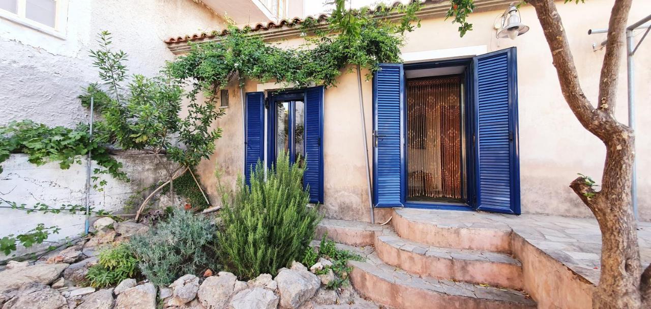 Traditional Hillside Cottage Gythio Esterno foto