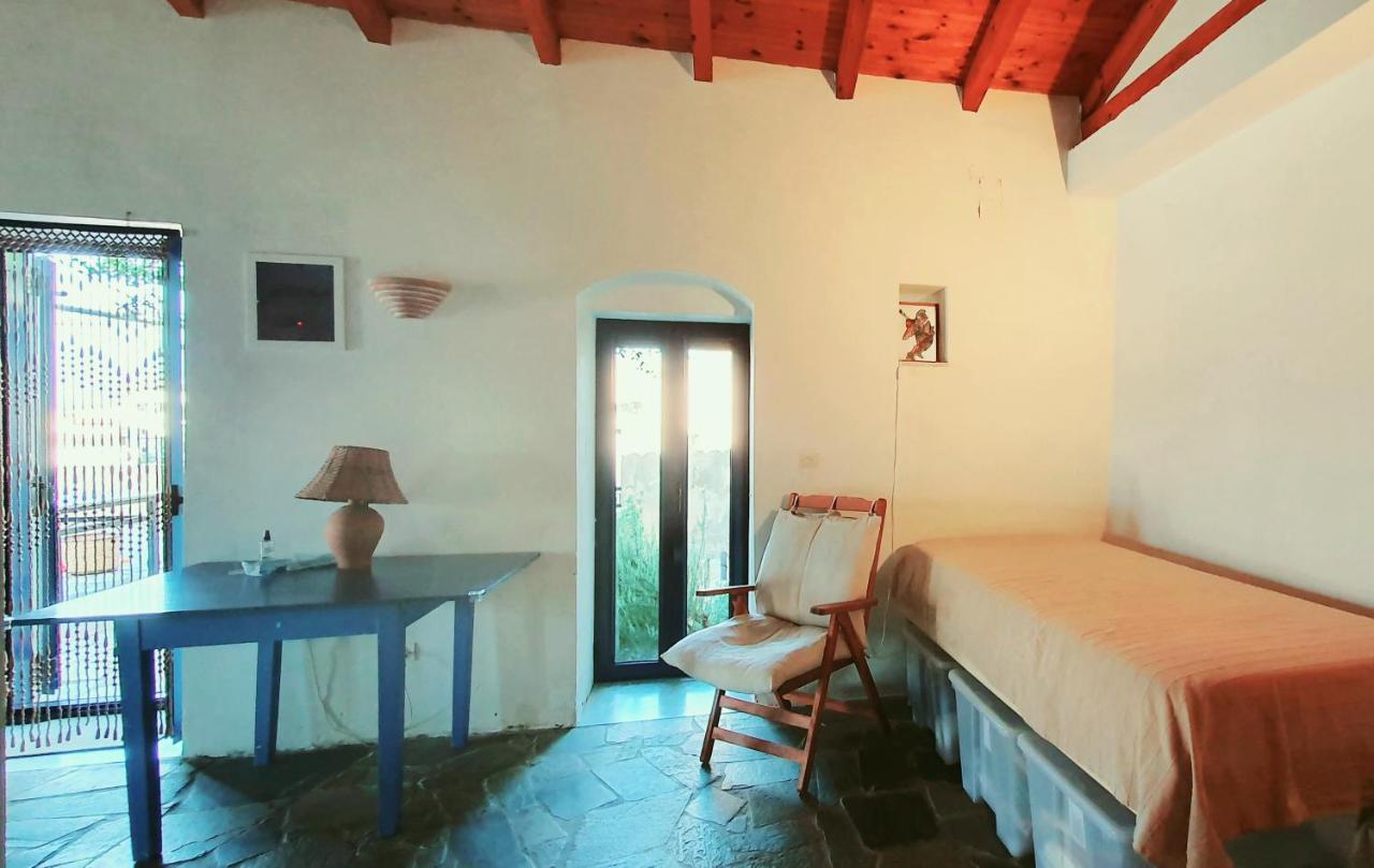 Traditional Hillside Cottage Gythio Esterno foto